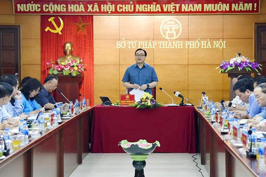 Bí thư Thành ủy Hà Nội Hoàng Trung Hải làm việc với Sở Tư pháp