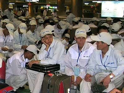 Hàn Quốc tạm dừng tiếp nhận lao động từ 40 quận, huyện của Việt Nam