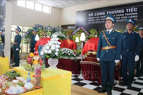 Tổ chức trọng thể lễ viếng và truy điệu hai phi công hy sinh tại Khánh Hòa
