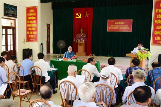 Bí thư Thành ủy Hà Nội Hoàng Trung Hải dự sinh hoạt chi bộ tại xã Trung Châu, huyện Đan Phượng