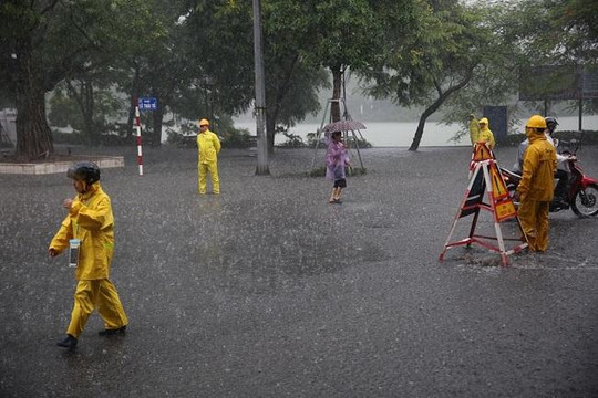 Dự báo mưa to đến rất to, các cấp, ngành, đơn vị của Hà Nội ứng trực 24/24h
