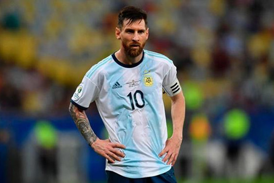 Messi bị cấm thi đấu 3 tháng vì vạ miện