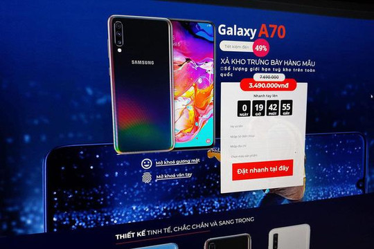 Tham mua điện thoại Samsung giảm giá 50%, nhận về hàng giả Oppo ở VN