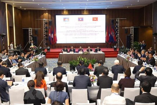 Hội nghị lần thứ 7 Ủy ban Đối ngoại Quốc hội Campuchia-Lào-Việt Nam