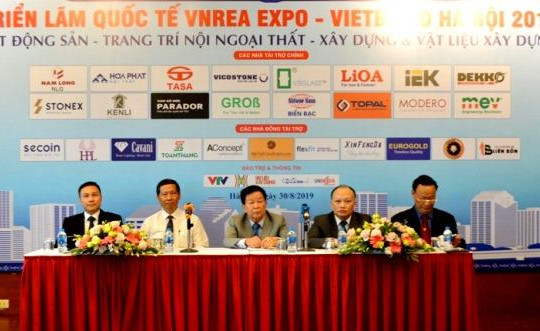 Hơn 450 doanh nghiệp tham gia Triển lãm Vietbuild Hà Nội 2019 lần 2