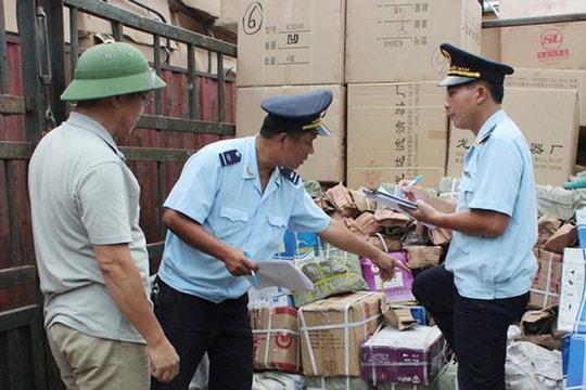 Hàng ngoại lộng hành gắn mác ‘made in Vietnam’ móc túi người tiêu dùng