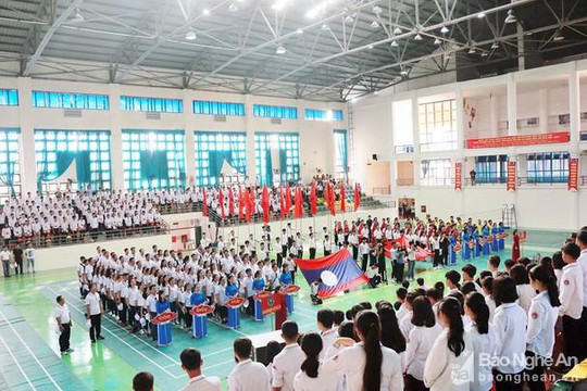 Hơn 100 VĐV tham gia giao lưu thể thao tòa án nhân dân tối cao 2 nước Việt Nam - Lào
