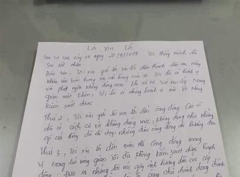 Chủ shop giày Canavaro đăng tải tâm thư xin lỗi sau khi tát, dọa gọi giang hồ “đập” nữ sinh viên