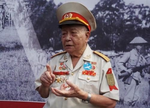 Ký ức thiêng liêng của Lễ chào cờ lịch sử đầu tiên giải phóng Thủ đô