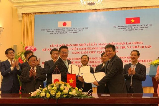 Lễ ký kết thỏa thuận Giữa Cục QLLĐNN và Hiệp hội các nghiệp đoàn ngành dịch vụ lưu trú Ryokan và khách sạn toàn Nhật Bản
