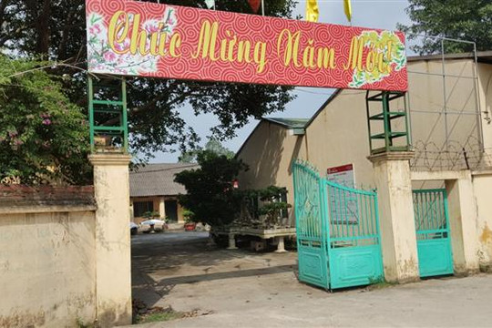 Hà Nội: UBND xã Phú Cường cho doanh nghiệp thuê đất Đình làng trái luật