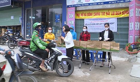 Hội Liên hiệp Phụ nữ quận Hà Đông: Triển khai hiệu quả công tác phòng chống dịch bệnh Covid-19