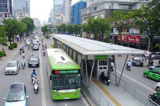 100% xe buýt Hà Nội hoạt động lại từ 4/5 nhưng không được chở quá 30 người