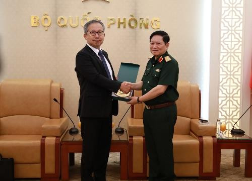 Việt Nam sẵn sàng cùng Nhật Bản triển khai kế hoạch hợp tác quốc phòng