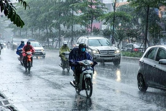 Thời tiết hôm nay 16/8: Hà Nội bước vào đợt mưa lớn kéo dài nhiều ngày
