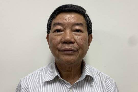 Bắt tạm giam nguyên Giám đốc Bệnh viện Bạch Mai Nguyễn Quốc Anh