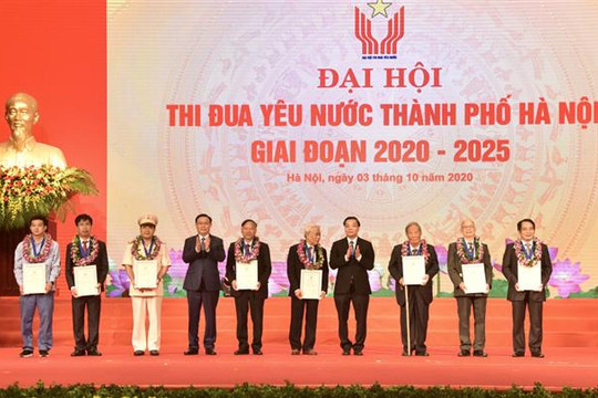 Hà Nội: 10 cá nhân nhận danh hiệu "Công dân Thủ đô ưu tú" năm 2020
