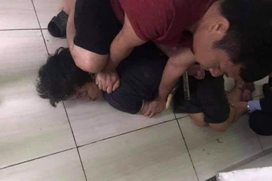 Hà Nội: Bắt giữ đối tượng 'ngáo đá' giết mẹ ở Khu đô thị Đặng Xá, Gia Lâm