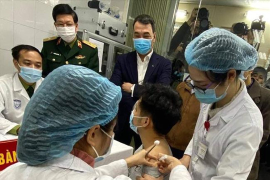 Sẽ có thêm 17 tình nguyện viên được tiêm vắc xin Covid-19 ''made in Vietnam''