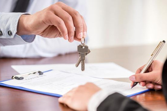 Làm thế nào để tránh rủi ro khi ký hợp đồng đặt cọc mua nhà đất?