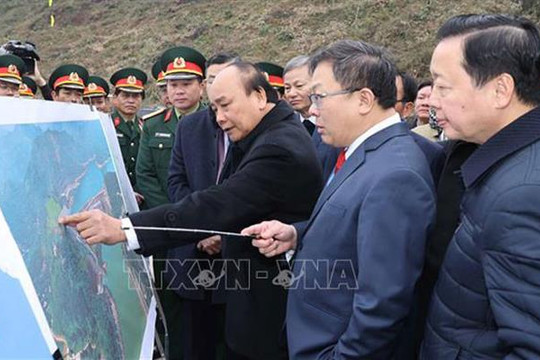 Thủ tướng Nguyễn Xuân Phúc phát lệnh khởi công công trình Nhà máy Thủy điện Hòa Bình mở rộng