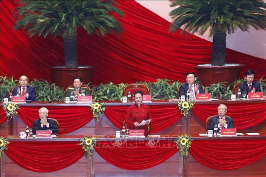Bế mạc Đại hội lần thứ XIII của Đảng: Ra mắt BCH Trung ương Đảng khóa mới, thông qua các mục tiêu phát triển của đất nước