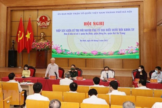 Tổng Bí thư Nguyễn Phú Trọng và các ứng cử viên đại biểu Quốc hội khóa XV vận động bầu cử tại Đơn vị bầu cử số 1 TP Hà Nội