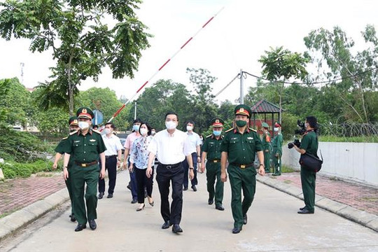 Chủ tịch UBND TP Chu Ngọc Anh: Rà soát xét nghiệm, giảm mật độ công dân trong khu cách ly