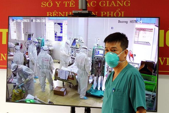 Bắc Giang: 2 bệnh nhân phải chạy ECMO, trong đó có 1 sản phụ nguy kịch