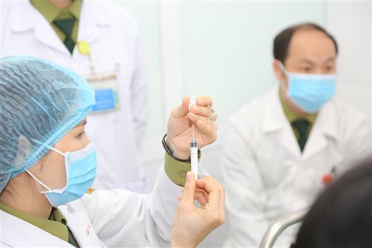 Triển khai tiêm thử nghiệm vắc xin phòng Covid-19 của Việt Nam cho 13.000 tình nguyện viên