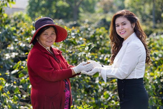 Bà Lê Hoàng Diệp Thảo công bố dự án Happy Farmers - Cầu nối liên kết với các nhà cung ứng của Việt Nam