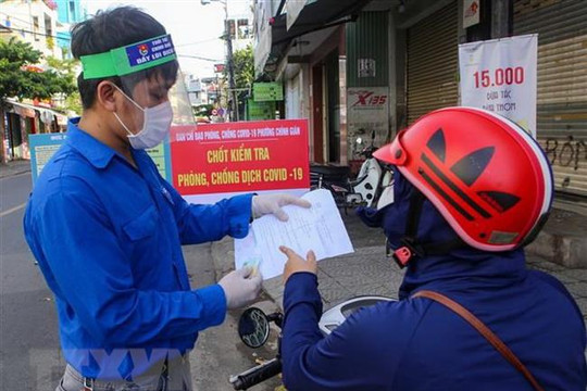 Hà Nội: Điều chỉnh việc cấp phép giấy đi đường cho người dân