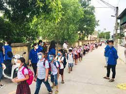 Xuất hiện nhiều chùm ca bệnh trong cộng đồng: Nam Định cho các cấp học tại hàng loạt huyện dừng đến trường