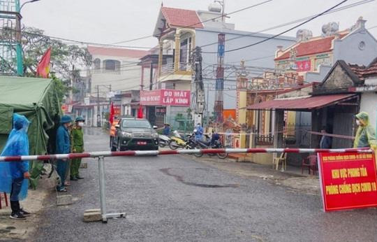 Nam Định: Họp khẩn, kích hoạt các phương án cao nhất đối với ổ dịch Covid 19 ở xã Hải Minh