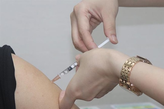 Ngày mai 23/11, Hà Nội chính thức tiêm vaccine Pfizer cho trẻ từ 15-17 tuổi