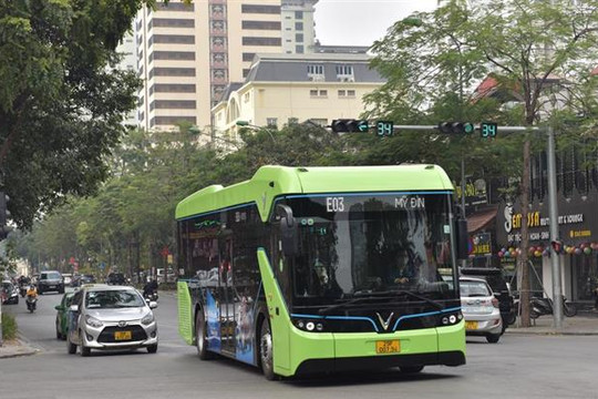 Xe buýt điện: Tương lai xanh cho vận tải hành khách công cộng