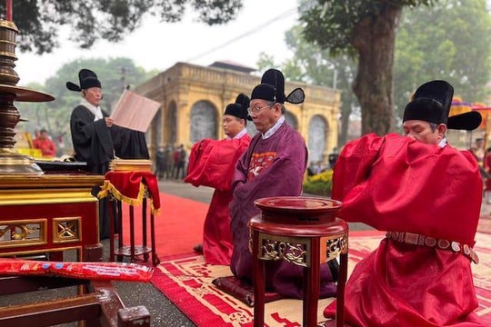 Lễ ban lịch đầu năm mới trong cung đình xưa