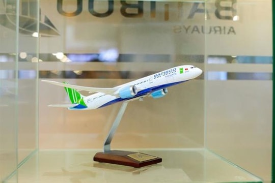 Thoả sức "shopping" trên độ cao 10.000m với bộ sưu tập quà lưu niệm Bamboo Airways