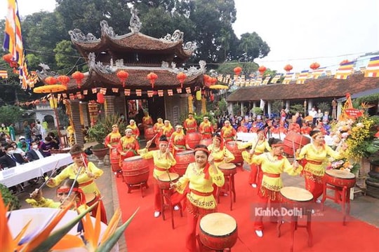 Lễ hội chùa Láng khai hội, đón chứng nhận di sản văn hoá phi vật thể