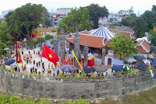 Về Thụy Phương dự hội làng Chèm