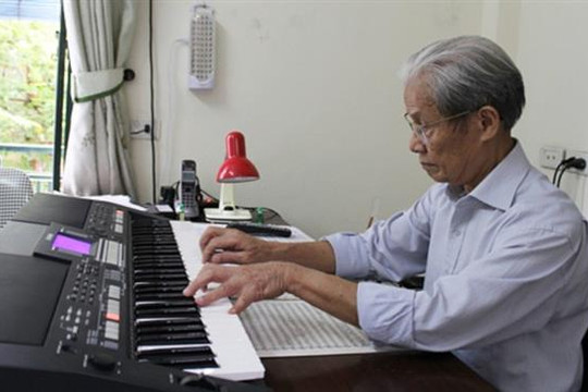 Cố nhạc sĩ Nguyễn Tài Tuệ: “Tôi vẫn còn… xấu hổ”