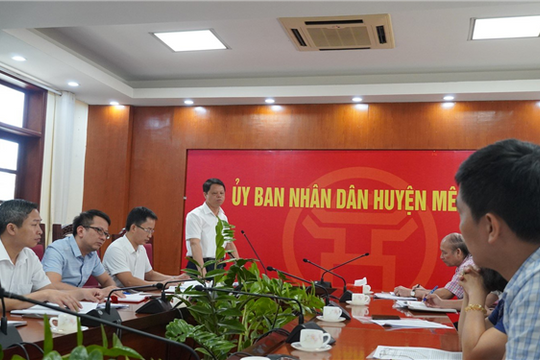 Đoàn phóng viên cơ quan báo chí Thủ đô đi viết bài thực tế tại huyện Mê Linh
