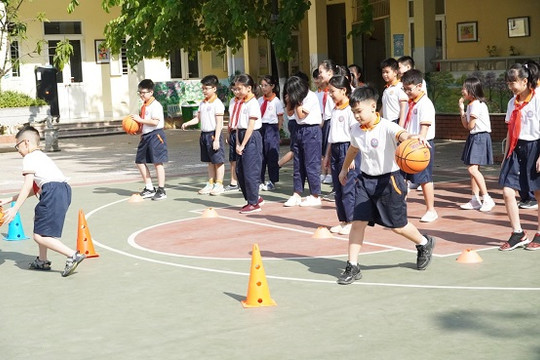 Hà Nội: Trường Tiểu học Trung Văn tăng cường nâng cao các hoạt động văn nghệ, thể chất