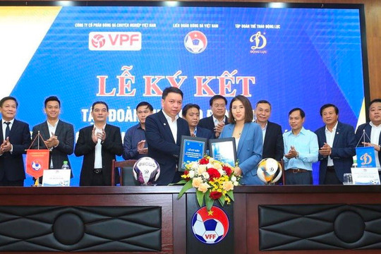Bóng đá Việt Nam nhận thêm 90 tỷ đồng tiền tài trợ trong 4 năm