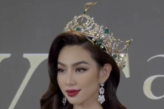 Thuỳ Tiên trong “final walk” tại Miss Grand International 2022