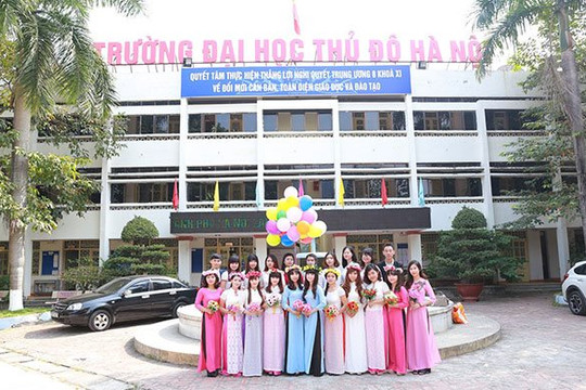 ĐH Thủ đô Hà Nội tổ chức chương trình “Viết tiếp ước mơ” chào mừng tân sinh viên