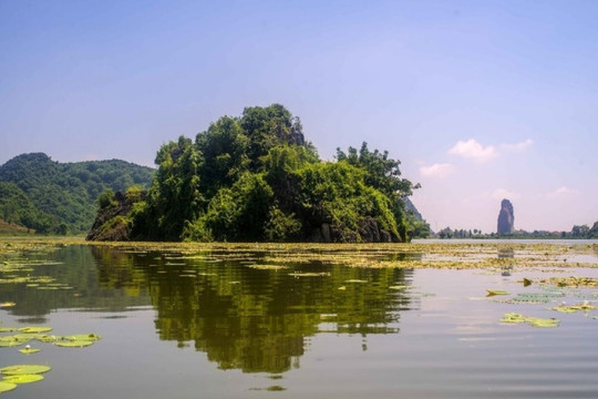 Khu du lịch sinh thái hồ Quan Sơn (Mỹ Đức)
