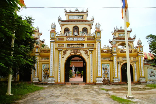 Đình Thái Bình, chùa Diên Phúc 