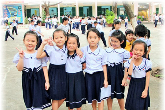 Hà Nội: Không bắt buộc học sinh mặc đồng phục trong những ngày trời rét