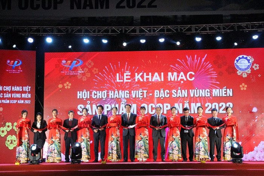 Hà Nội khai mạc Hội chợ “Hàng Việt - Đặc sản vùng miền - Sản phẩm OCOP 2022” tại Hải Phòng